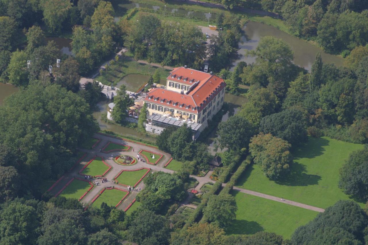 Schloss Berge Гелзенкирхен Екстериор снимка